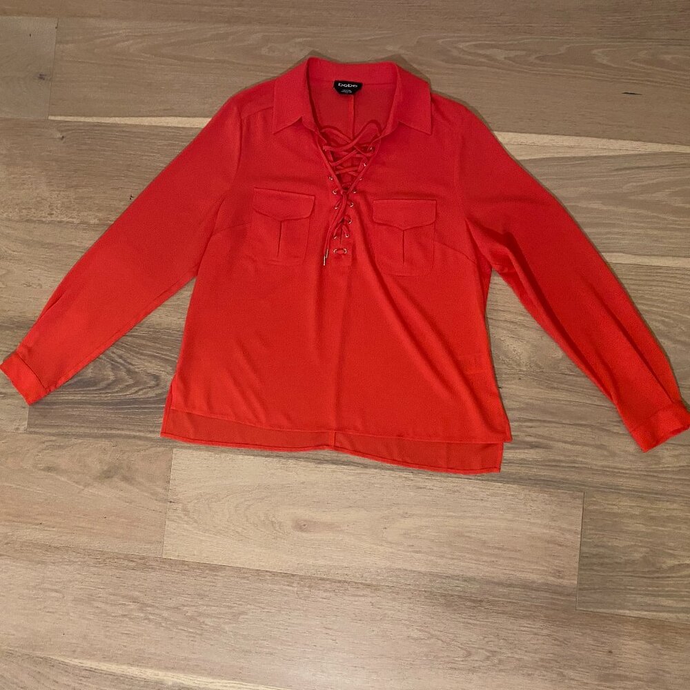 Bebe Brick Red Front Lace Up Top Size Large